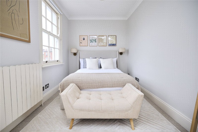 Ordnance Mews, London, NW8
