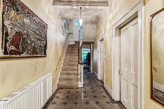 Holland Park Avenue, London, W11