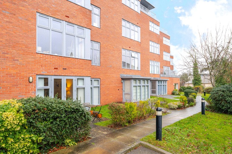 Avenue Road, Leamington Spa, Warwickshire, CV31