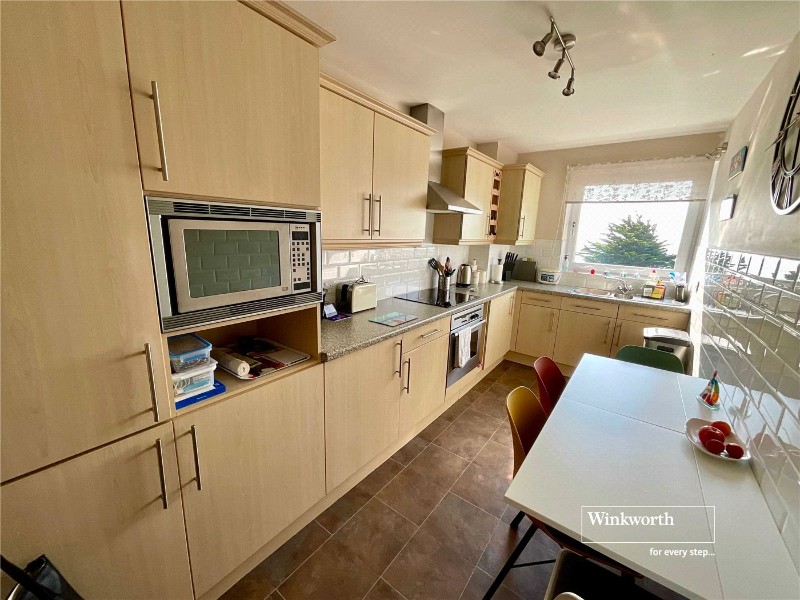 Wharncliffe Road, Highcliffe, Christchurch, Dorset, BH23
