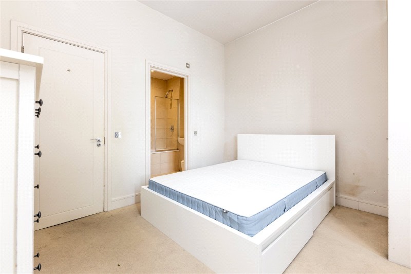 West Hill, London, SW15