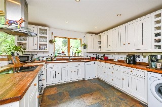 Farther Common Lane, Hill Brow, Liss, Hampshire, GU33