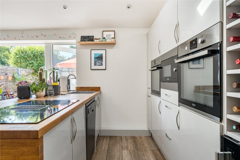 Coleson Hill Road, Wrecclesham, Farnham, Surrey, GU10