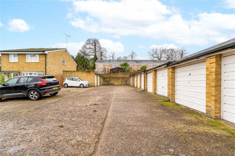 Parkway, Weybridge, Surrey, KT13