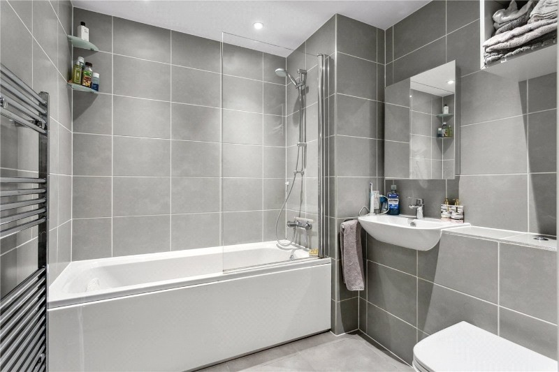 City Road, London, EC1V