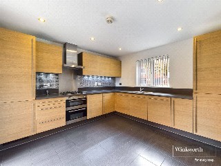 Fair Isle Way, Reading, Berkshire, RG2