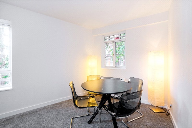 Rosebery Court, London, EC1R