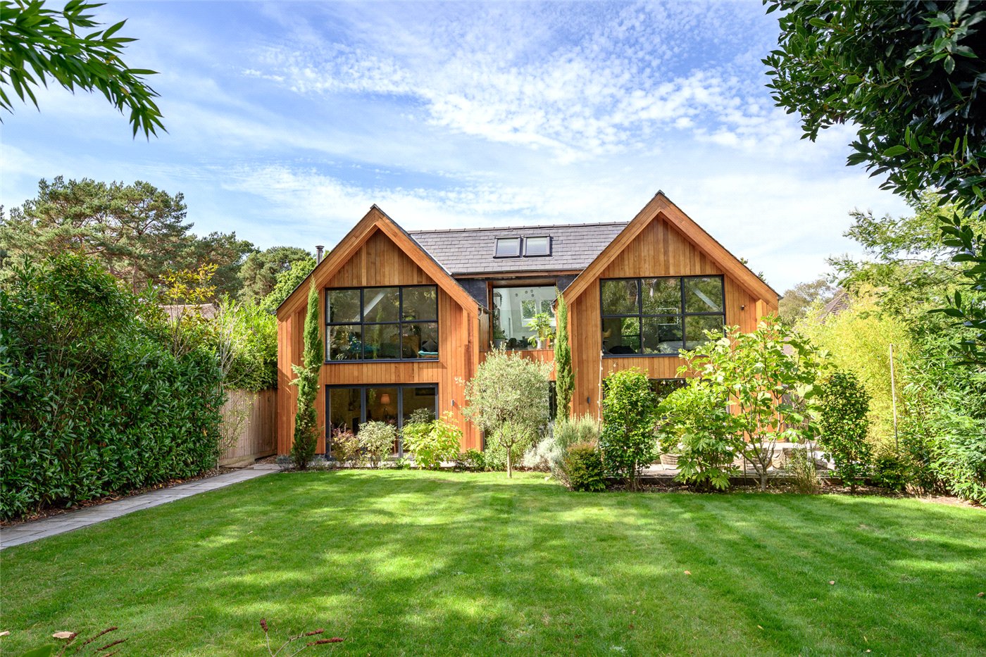 Hurstbourne Avenue, Highcliffe, Dorset, BH23