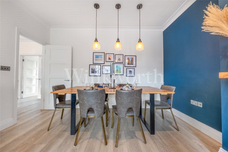 The Mount, 214 Creighton Avenue, London, N2