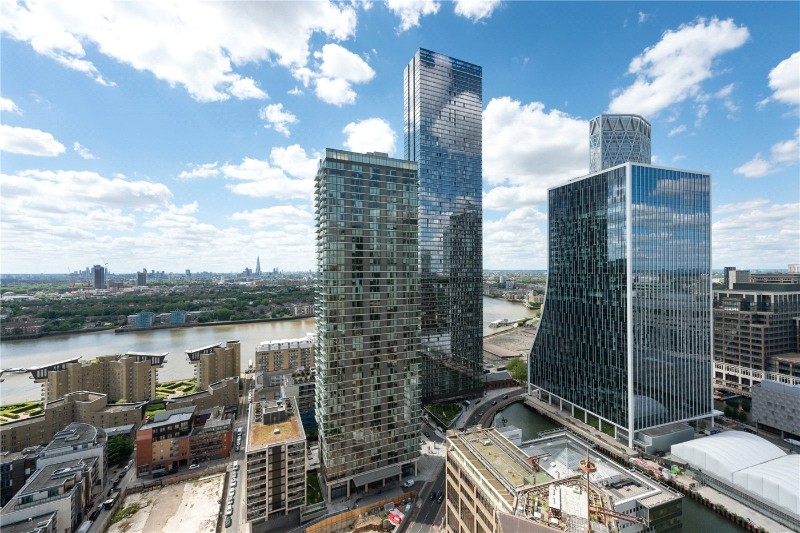 Wards Place, London, E14