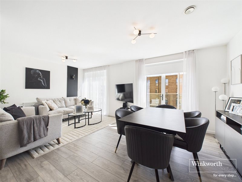 13 Trobridge Parade, Grahame Park Way, Colindale, London, NW9