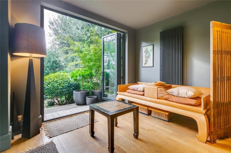 Byfeld Gardens, Barnes, London, SW13