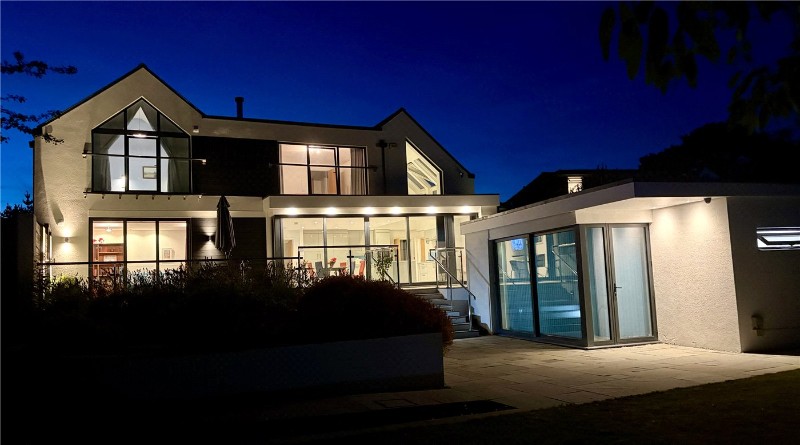 Montagu Road, Highcliffe, Christchurch, Dorset, BH23