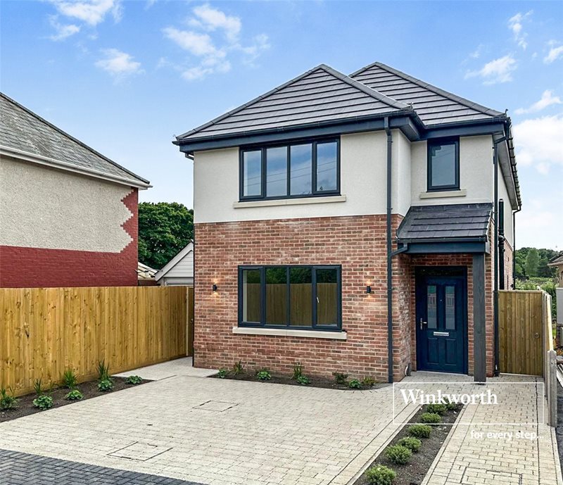 West Moors Road, Three Legged Cross, Wimborne, Dorset, BH21