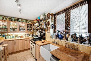 Weald Square, Upper Clapton Road, London, E5
