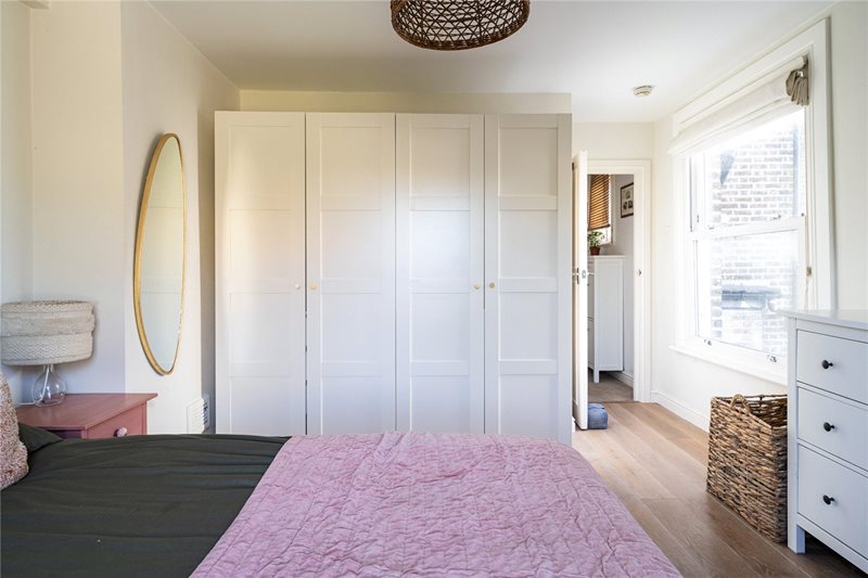 Sunnyhill Road, London, SW16