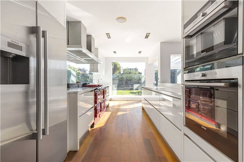 Lowther Road, Barnes, London, SW13