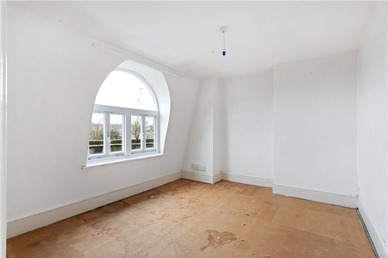 Brixton Road, London, SW9