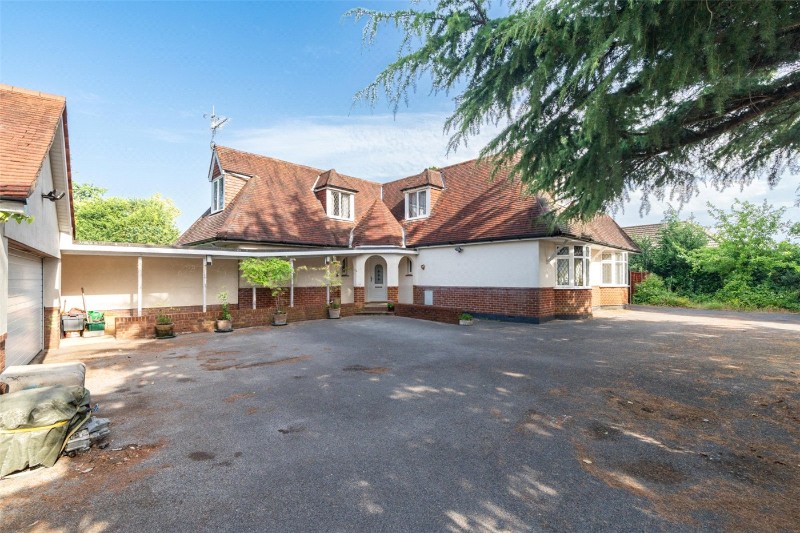 Highfield Road, Corfe Mullen, Wimborne, Dorset, BH21