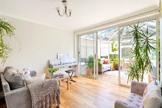 Chipstead Way, Banstead, Surrey, SM7