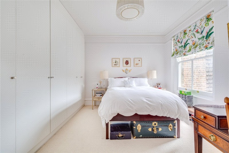 Challoner Street, London, W14
