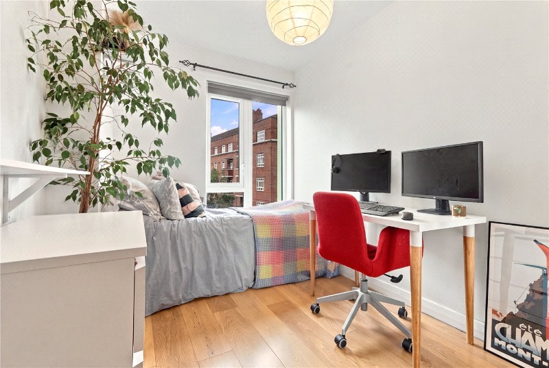 Cresset Road, London, E9