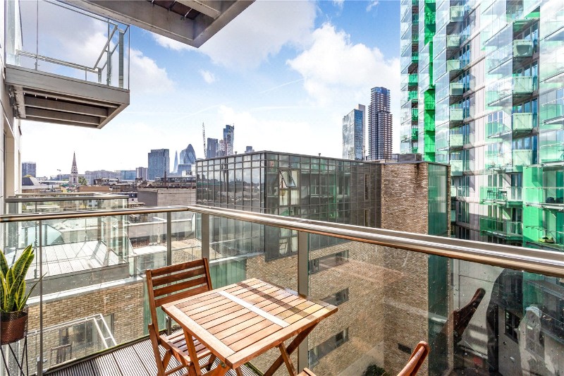 Courtyard Apartments, 3 Avantgarde Place, London, E1