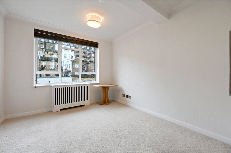 Hyde Park Gate, Kensington, London, SW7