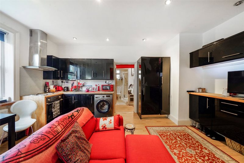 Camden Road, London, N7