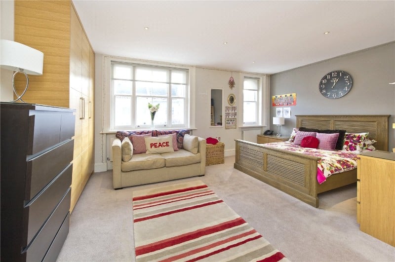 Elgin Crescent, London, W11