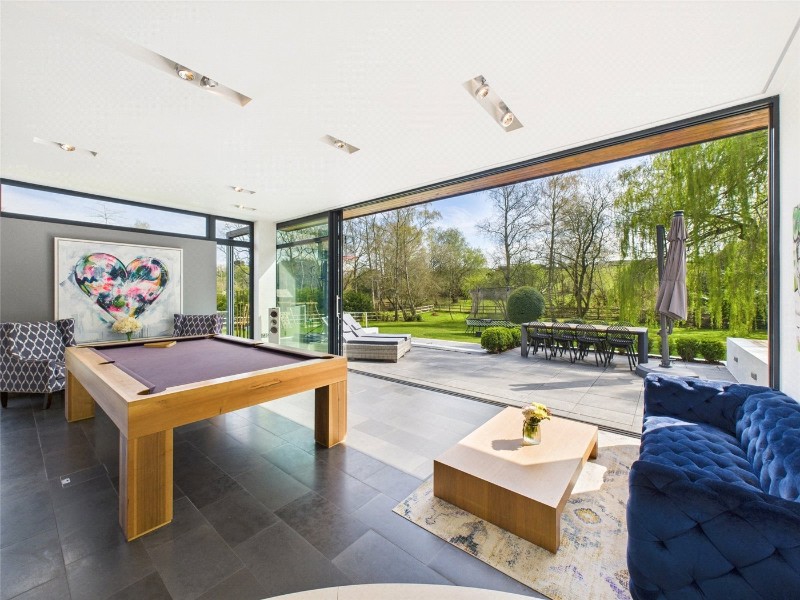 Ashford Hill Road, Headley, Thatcham, Hampshire, RG19
