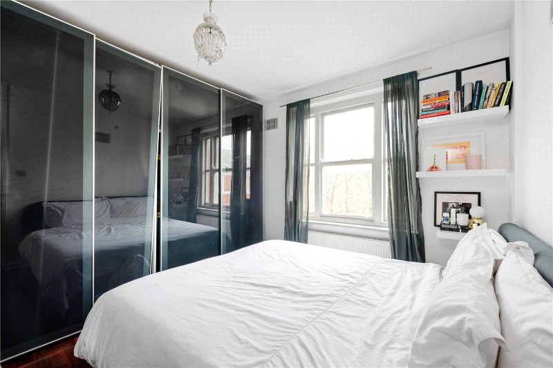 Peckett Square, Highbury Grange, N5