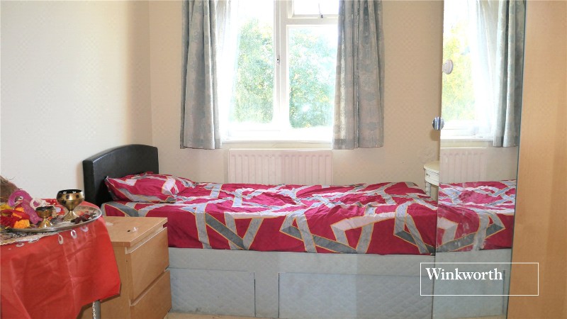South Mount, High Road, Whetstone, London, N20