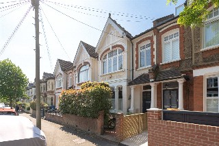 Holmdene Avenue, London, SE24