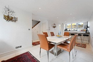 Mylne Close, Upper Mall, London, W6