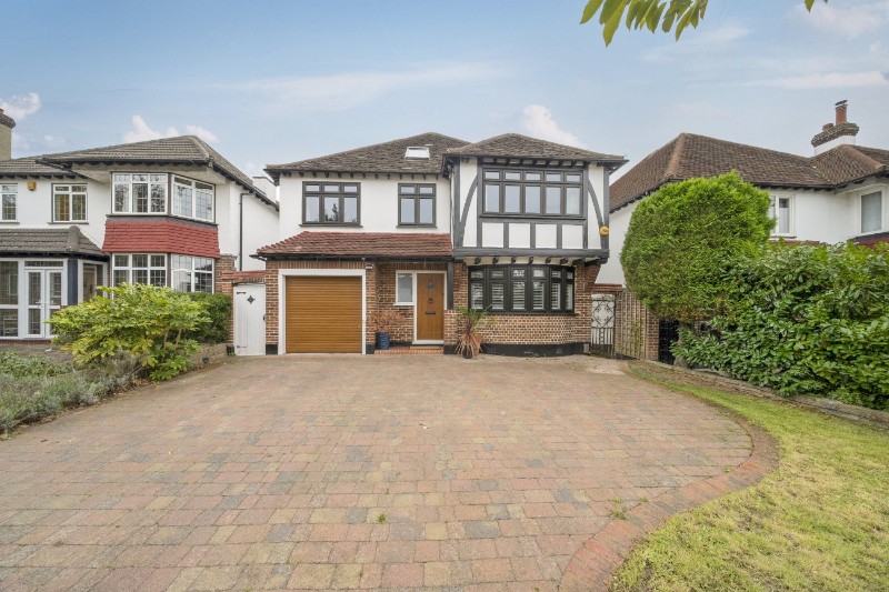 Romanhurst Gardens, Bromley, BR2