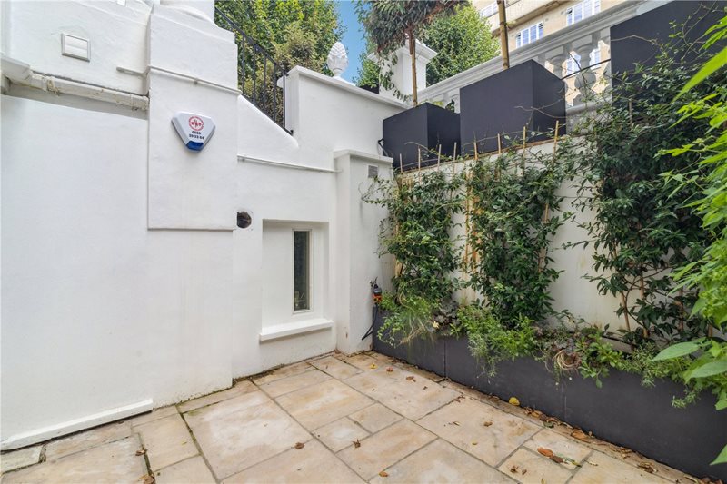Pembridge Gardens, London, W2