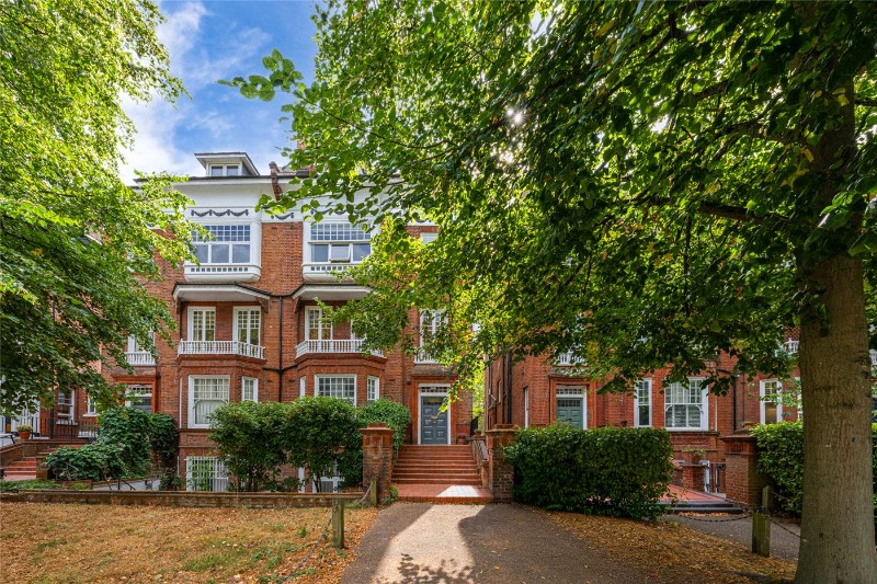 Belsize Avenue, London, NW3