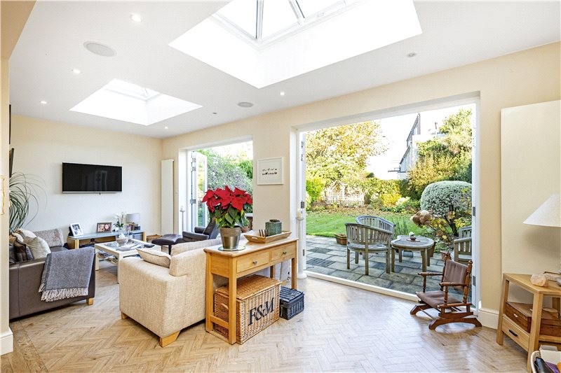 Gerard Road, Barnes, London, SW13