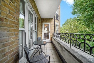 Chapman Square, London, SW19