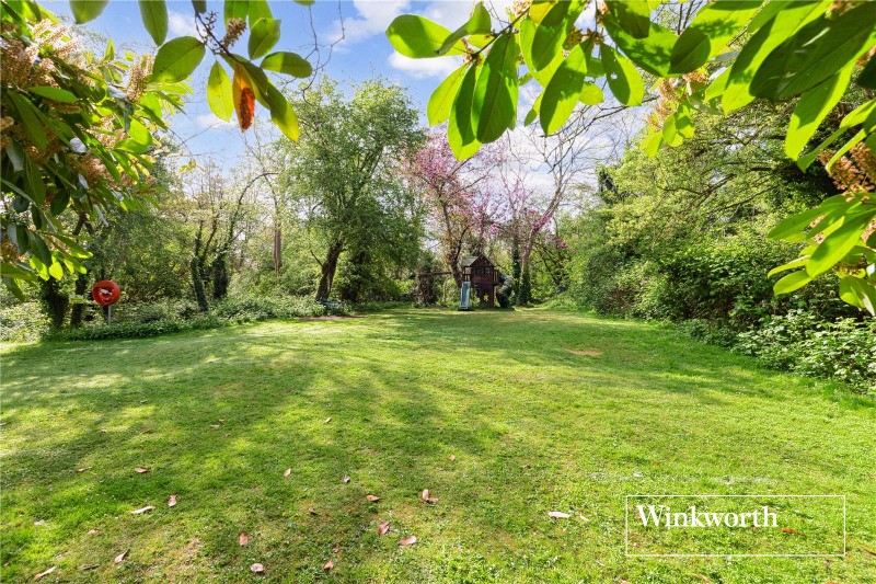 Waverley Grove, Finchley, London, N3