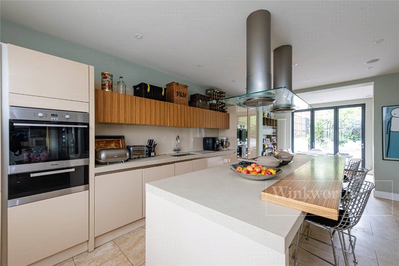 Donnington Road, London, Brent, NW10