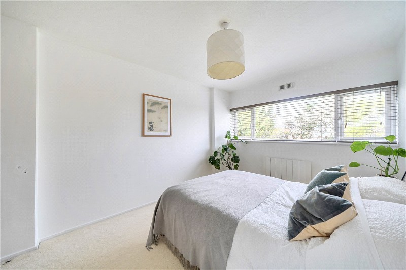 Burnt Ash Hill, Lee, London, SE12