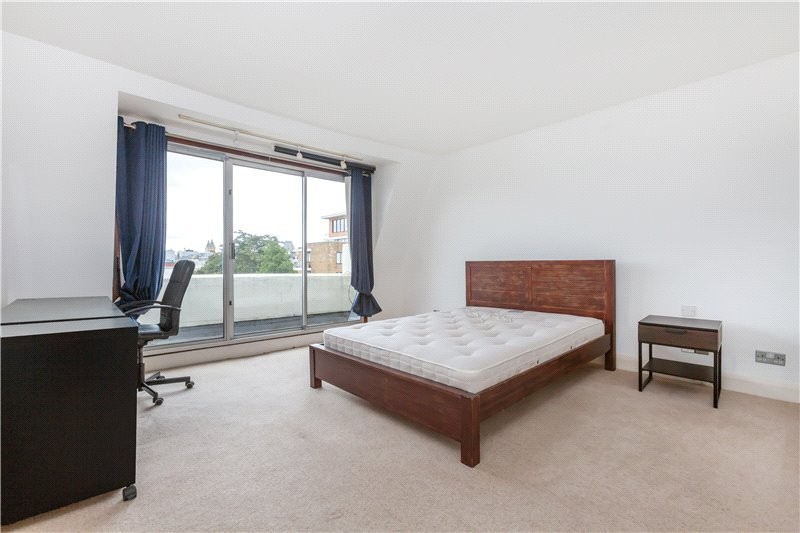 Cornwall Gardens, London, SW7