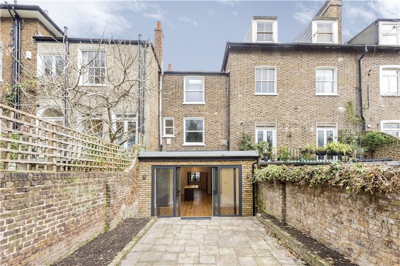 Castelnau, Barnes, London, SW13