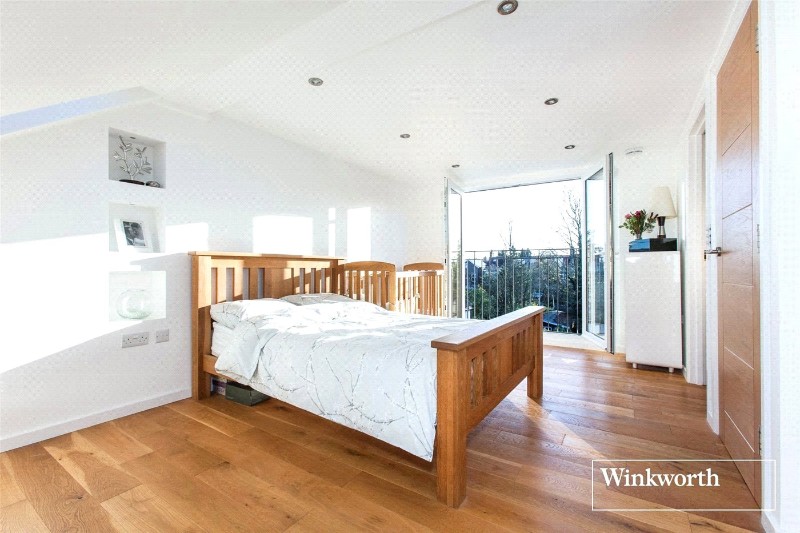 Eaton Park Road, London, N13