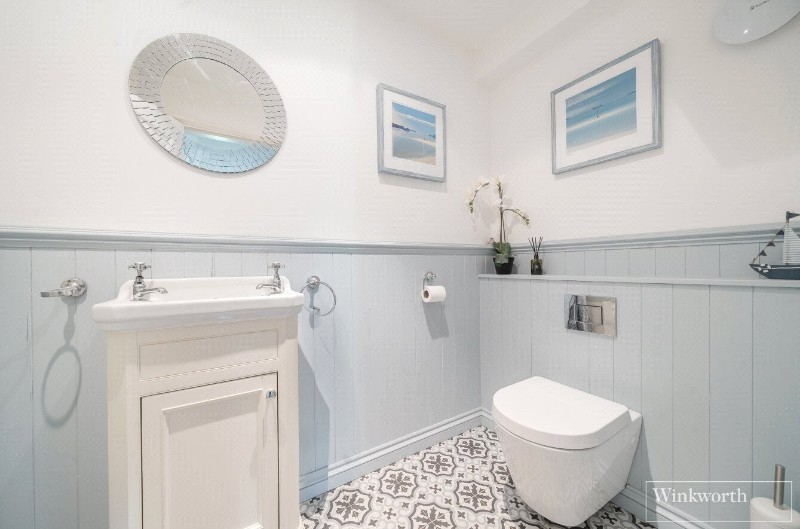 Higgs Lane, Bagshot, Surrey, GU19