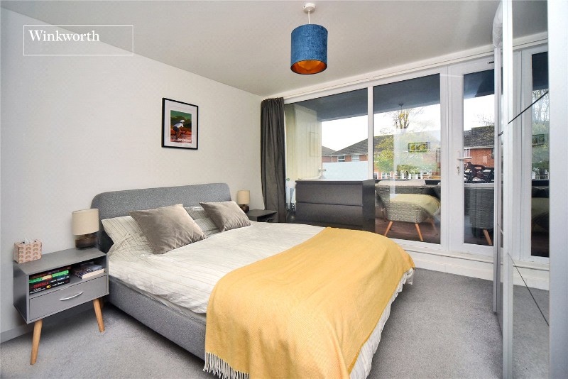 Hardwick Close, Epsom, Surrey, KT19