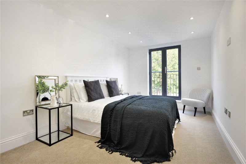 Henslowe Road, East Dulwich, London, SE22