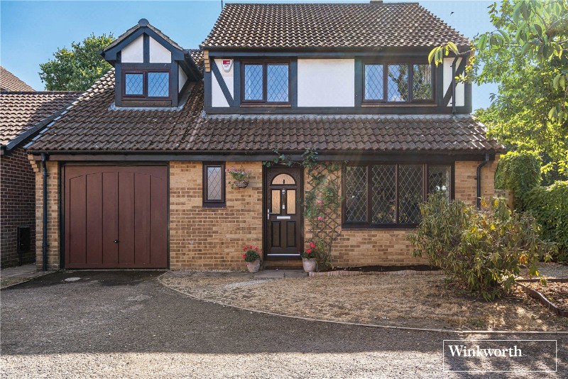 Shire Close, Bagshot, Surrey, GU19